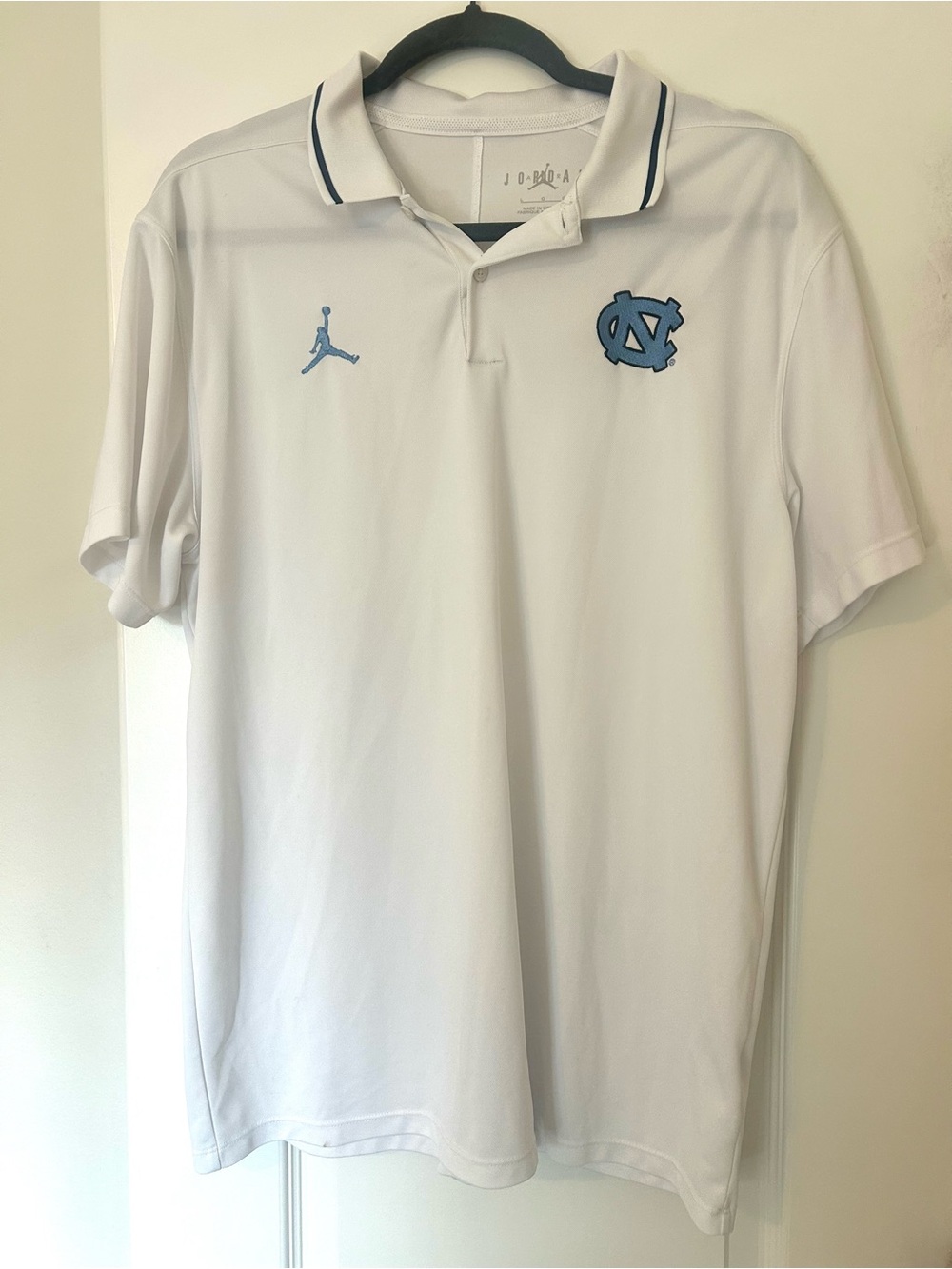 Jordan Men’s White North Carolina Dri Fit Polo Size L